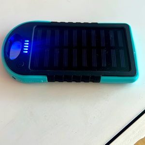Solar panel battery charger